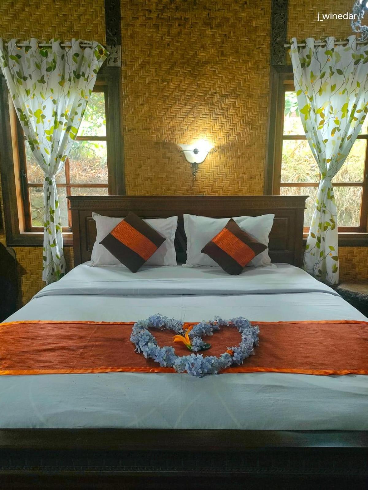 Yoschi'S Hotel Bromo Ngadisari Екстер'єр фото